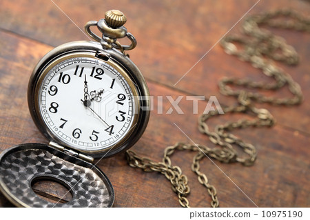 Pocket Watch 10975190