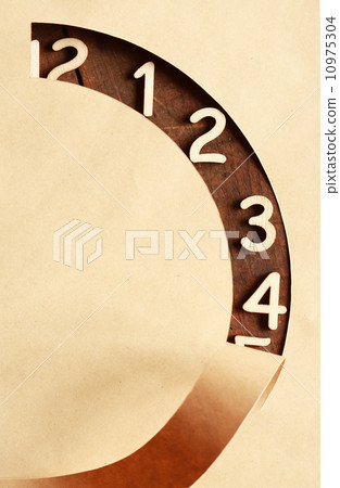 Time Opening 10975304