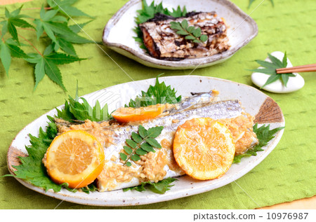 Japanese food 10976987