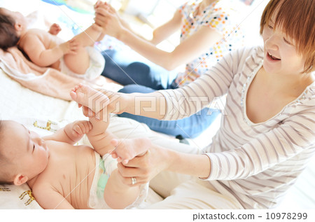 Baby receiving a baby massage 10978299