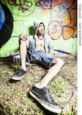 Skateboarder 10978832