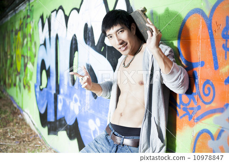 Skateboarder 10978847