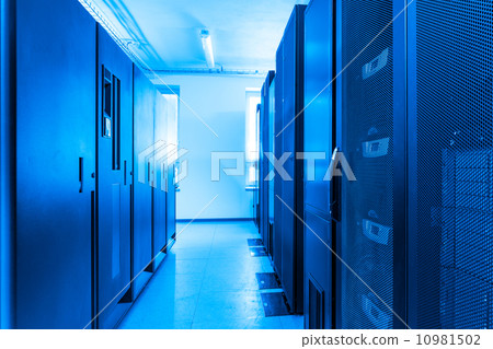 network server room 10981502