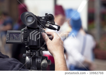Video camera 10982788
