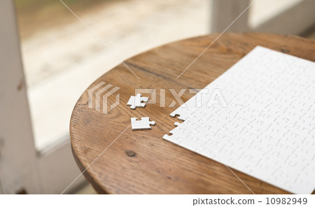 Puzzle pieces Puzzle pieces 10982949