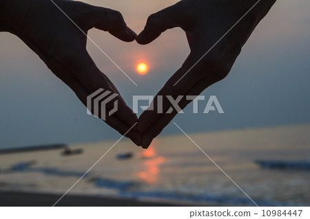 the heart shape around the sun the heart shape around the sun 10984447