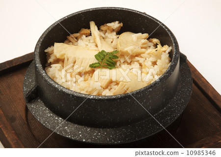 Bamboo shoots rice 10985346