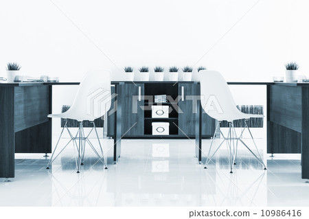 desks with reflection 10986416