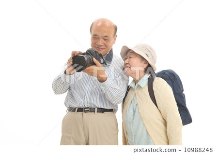 一對夫婦在旅行 一對夫婦在旅行 10988248