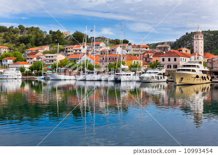 Skradin is a small historic town in Croatia 10993454