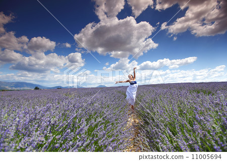 woman on lavender field 11005694