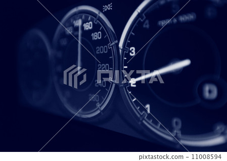 speedometer in car close up speedometer in car close up 11008594