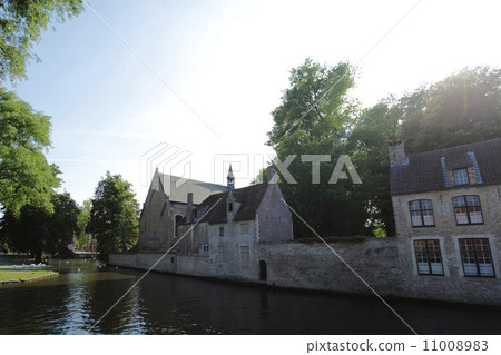 Beguinage in Bruges, Belgium Beguinage in Bruges, Belgium 11008983