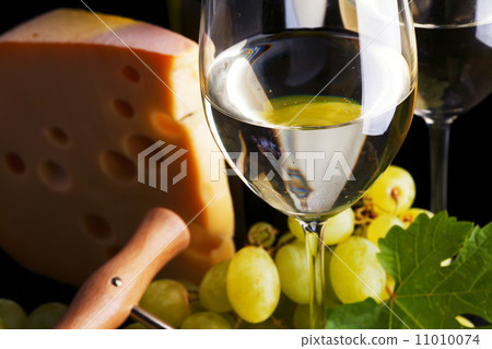 white wine and cheese on black 11010074