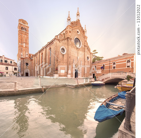 Santa Maria Gloriosa dei Frari church, Venice Santa Maria Gloriosa dei Frari church, Venice 11012022