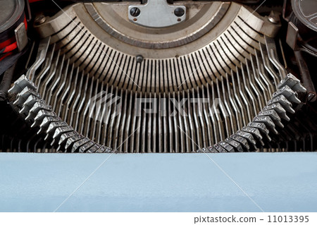 retro typewriter close up keys mechanism retro typewriter close up keys mechanism 11013395