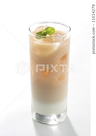 Ice milk tea 11014279