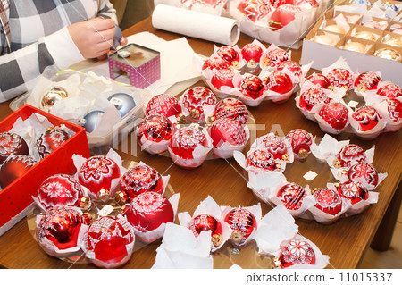 hand made very nice christmas ball decoration hand made very nice christmas ball decoration 11015337