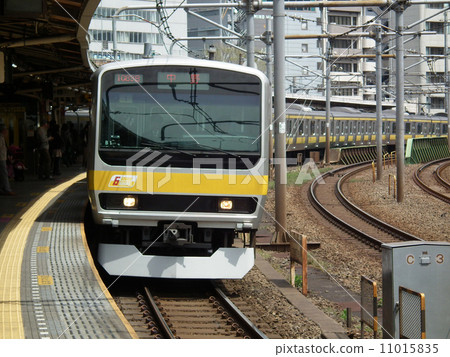 Central · Sobu Safety Line E 231 Iidabashi Station 11015835