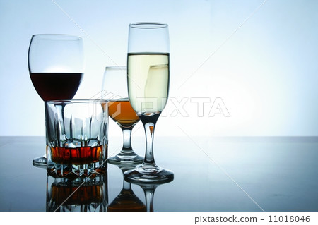 Different Alcoholic Drinks in glass and goblets 11018046