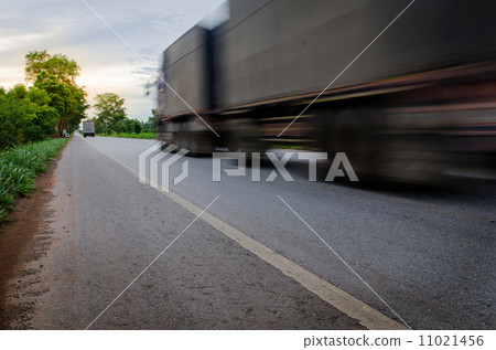 Transportation to sunrise 11021456