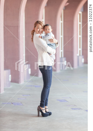 Baby and mother of 6 months old Baby and mother of 6 months old 11022374