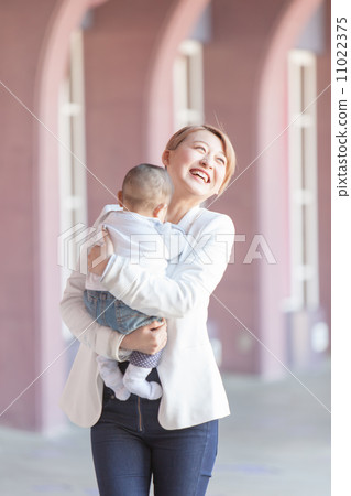 Baby and mother of 6 months old Baby and mother of 6 months old 11022375