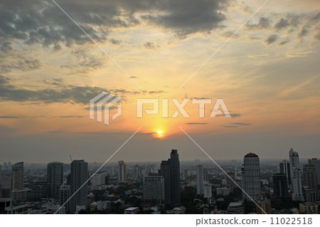 Horizon of Bangkok 11022518