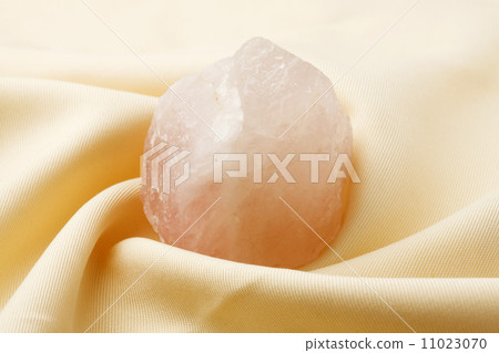 Rose Quartz 11023070