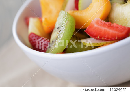 fresh mix fruit salad with strawberry, kiwi and peach 11024051