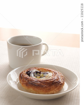 Danish and coffee Danish and coffee 11025118
