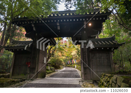 Akayama Zen Buddha Mountain gate Akayama Zen Buddha Mountain gate 11026030
