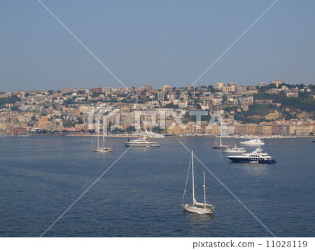 Gulf of Naples 11028119