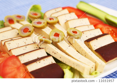 Cheese, olives and vegetables Cheese, olives and vegetables 11031957