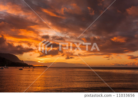 Sunset on Hanalei Bay Sunset on Hanalei Bay 11033656