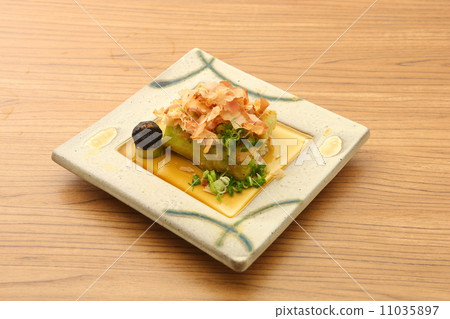 Deep-fried dish of eggplant 11035897