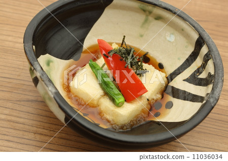 炸豆腐 炸豆腐 11036034