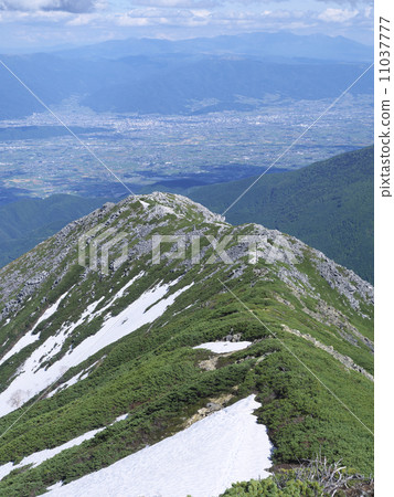The city of Azumino seen from the prehistoric mountainous area 11037777