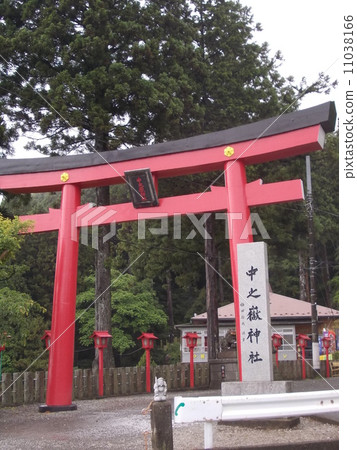 Nakano-yama shrine Nakano-yama shrine 11038166