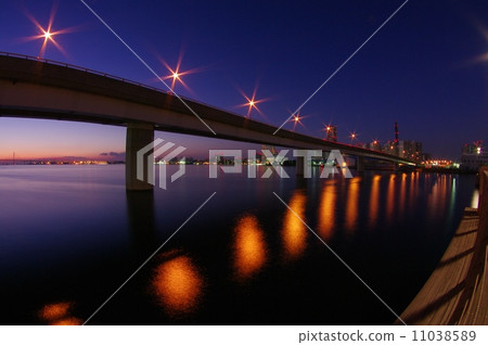 Before dawn - to face Minato Mirai 11038589