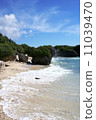 在Tamagu島的海灘的時刻 11039470