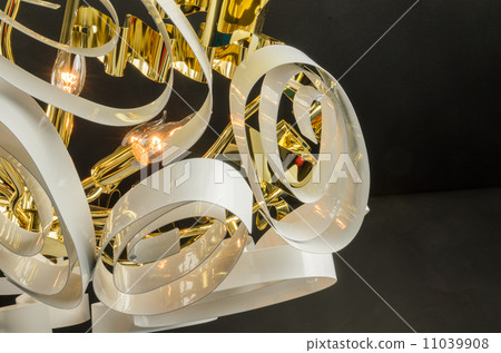 Contemporary glass chandelier fragment Contemporary glass chandelier fragment 11039908