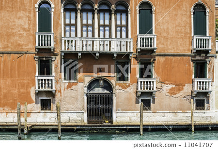 Ancient buildings in Venice Ancient buildings in Venice 11041707