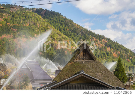 Kyoto Prefecture, Miyama Kayabuki no Sato Water gun bulk inspection 11042866