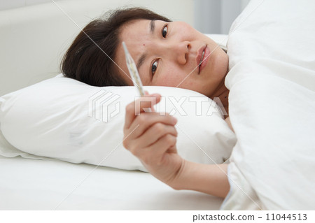 asian woman fever show thermometer asian woman fever show thermometer 11044513