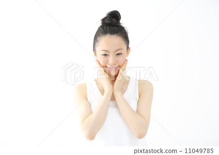 Skin Care · Young Women Skin Care · Young Women 11049785