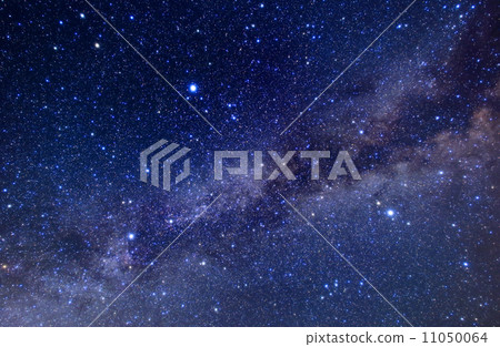 夏天的大三角形 11050064