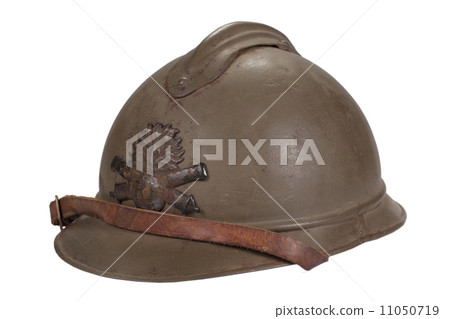 WW1 steel helmet 11050719