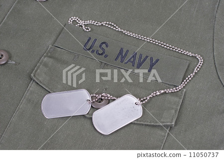 us navy uniform with blank dog tags 11050737