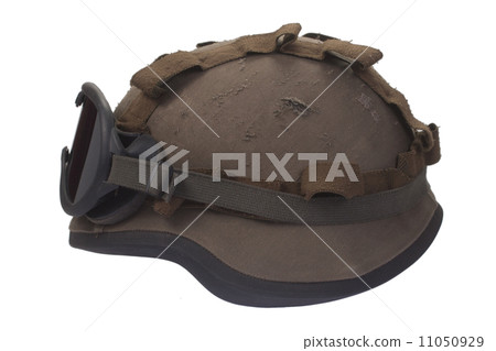 kevlar helmet with camouflage cover and protective goggles kevlar helmet with camouflage cover and protective goggles 11050929
